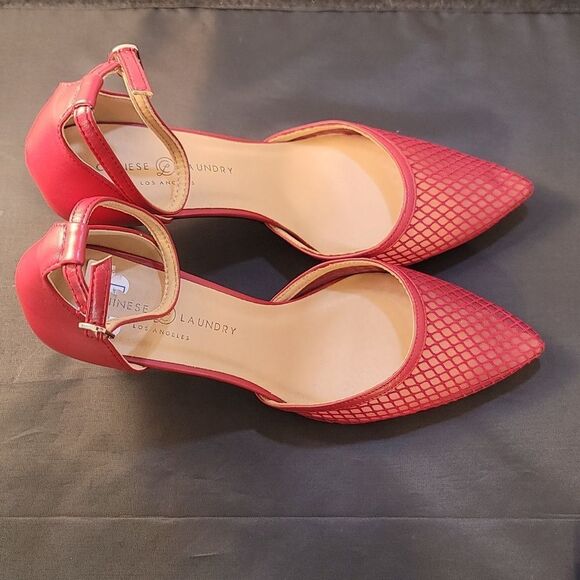 BRAND NEW CHINESE LAUNDRY  HEELS WITH MESH DESIGN AND POINTED TOE PUMP - Picture 4 of 14